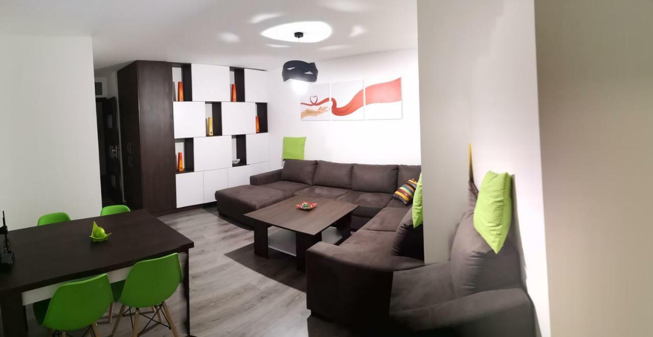 Centrum Apartman Leyla Bardejov Exteriör bild