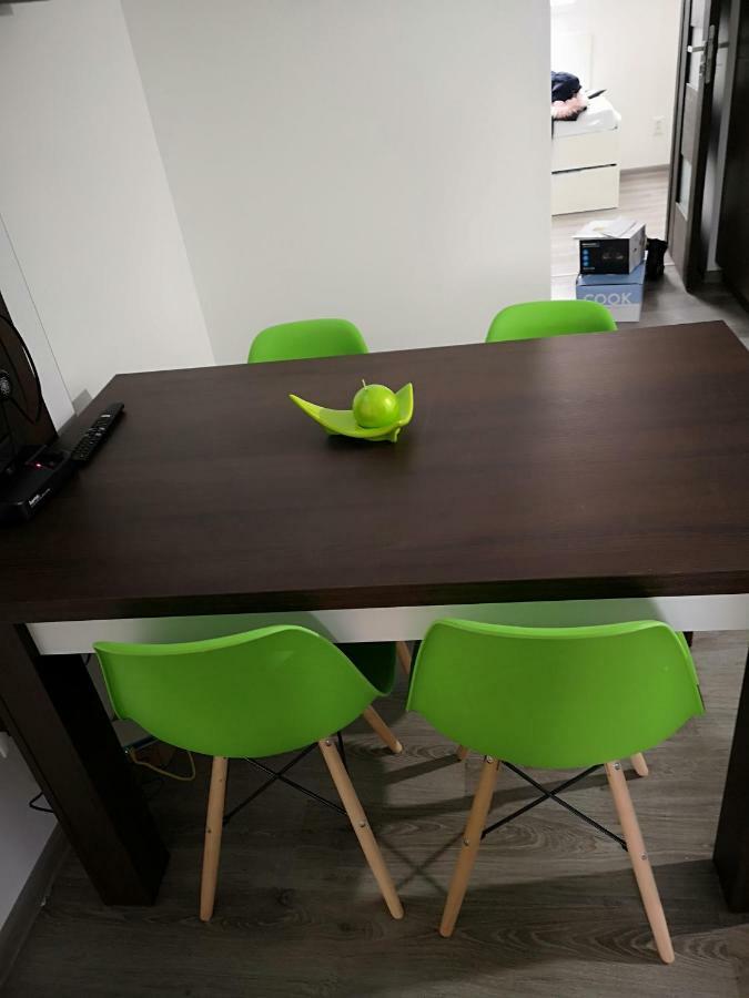 Centrum Apartman Leyla Bardejov Exteriör bild